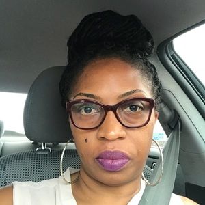 Meet your Posher, Felicia